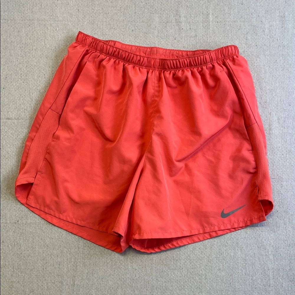 Nike Dri-FIT Running Shorts Women’s Medium Coral Pink Athletic Activewear